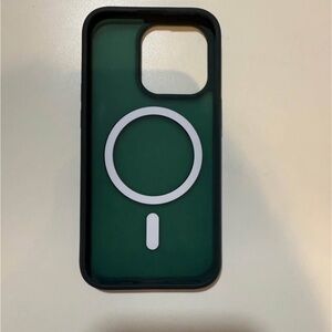 iPhone 14 Pro MagSafe Phone Case